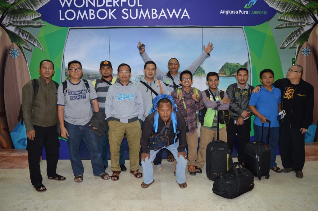 STAI Asy-Syukriyyah Adakan Rihlah Bersama Manajemen dan Staff ke Lombok
