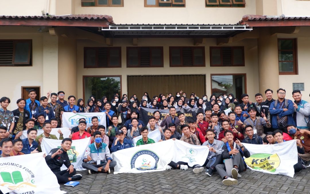UKM EKSIS STAI Asy-Syukriyyah Ikuti Rakernas & Seminar Nasional FoSSEI di Yogyakarta