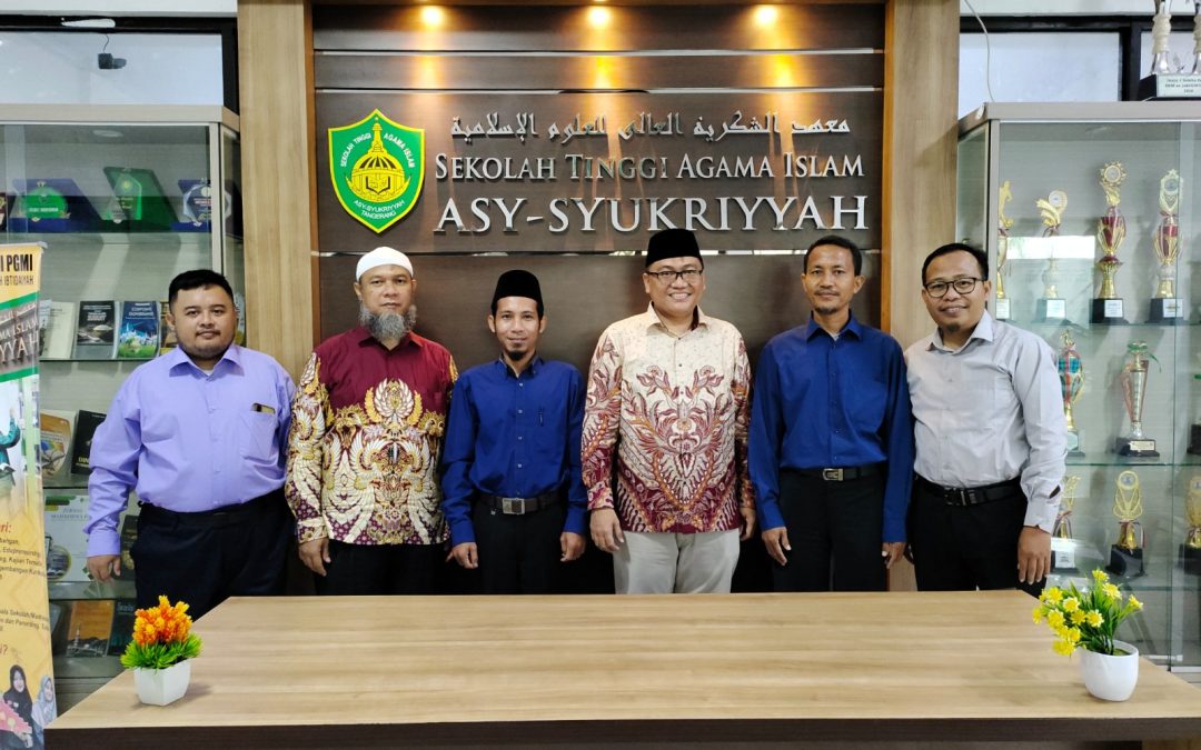 STAI Asy-Syukriyyah Terima Kunjungan STIU Darul Quran Bogor